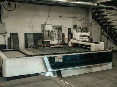 Рис. 8 Участок лазерной резки