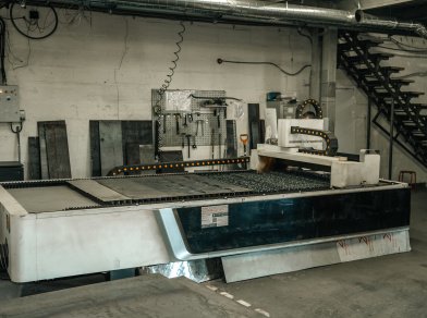 Рис. 8 Участок лазерной резки