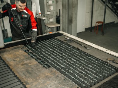 Рис. 5 Участок лазерной резки