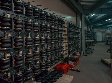 Рис. 17 Линия по производству пневмоподушек 