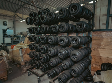 Рис. 14 Линия по производству пневмоподушек 