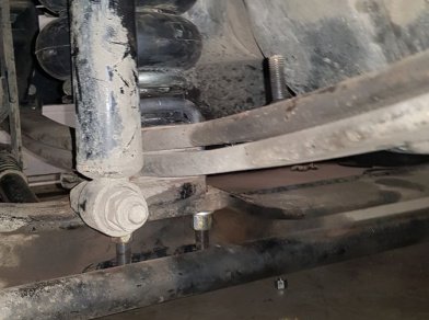 Рис. 18 Наши проекты: Пневмоподвеска на AVIA D120-170 в дополнение к рессорам