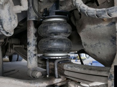 Рис. 3 Наши проекты: Пневмоподвеска на переднюю и заднюю ось Avia D120