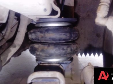 Рис. 2 Наши проекты: Пневмоподвеска на переднюю ось с системой управления на BAW Fenix