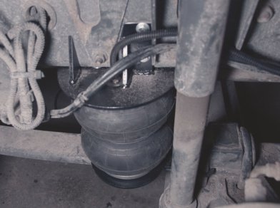 Рис. 4 Наши проекты: Пневмоподвеска Daf 45.220