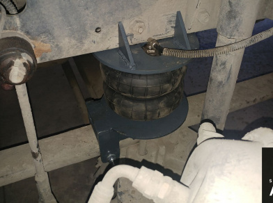 Рис. 3 Наши проекты: Пневмоподвеска на Daf 45.220 - Этапы установки