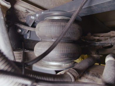 Рис. 7 Наши проекты: Пневмоподвеска Hino 500