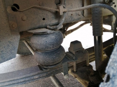 Рис. 3 Наши проекты: Пневмоподвеска на ﻿HINO Ranger - Этапы установки