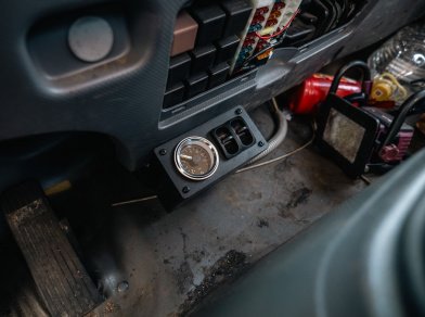 Рис. 6 Наши проекты: Пневмоподушки на Isuzu ELF 9.5