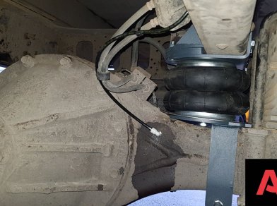 Рис. 15 Наши проекты: Пневмоподвеска на ﻿Isuzu Forward в дополнение к рессорам