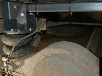 Рис. 8 Наши проекты: Установка пневмоподвески ISUZU NP