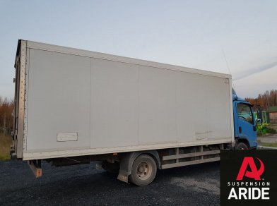 Рис. 11 Наши проекты: Пневмоподвеска на Isuzu NP75 - Этапы установки