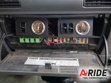 Рис. 3 Наши проекты: Пневмоподвеска на Isuzu NQR