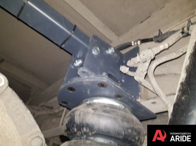 Рис. 4 Наши проекты: Пневмоподвеска на JAC N-80 в дополнение к рессорам