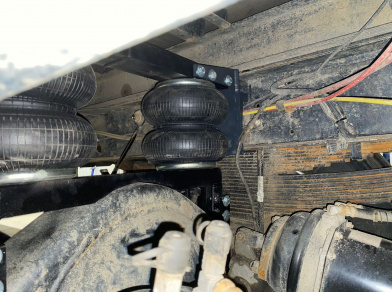 Рис. 4 Наши проекты: Вспомогательная пневмоподвеска JAC N120