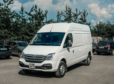 Рис. 1 Наши проекты: Пневмоподвеска на MAXUS V80