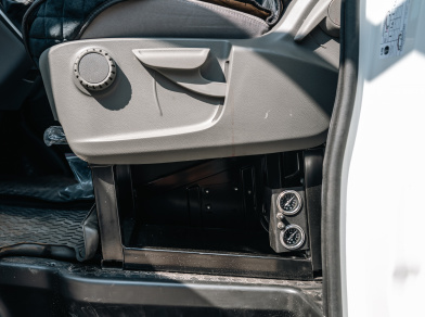 Рис. 6 Наши проекты: Пневмоподвеска на MAXUS V80