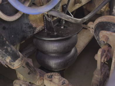 Рис. 6 Наши проекты: Пневмоподвеска Peterbilt 387