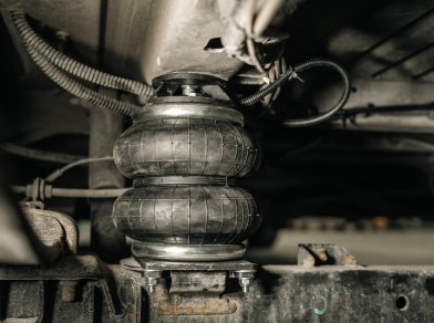 Рис. 5 Наши проекты: Пневмоподвеска на Renault Master