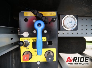 Рис. 7 Наши проекты: Механизм подъёма оси Schmitz SAF