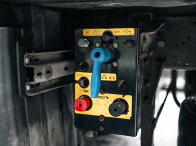 Рис. 5 Наши проекты: Meханизм подъёма оси Schmitz