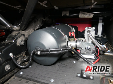 Рис. 6 Наши проекты: Пневмоподвеска на Volswagen Caravelle T5