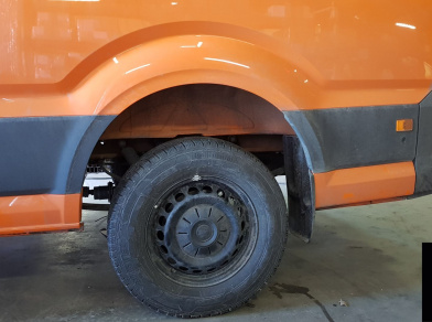 Рис. 9 Наши проекты: Установка пневоподвески на Volkswagen Crafter 2020 года