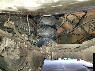 Рис. 7 Наши проекты: Установка пневоподвески на Volkswagen Crafter 2020 года