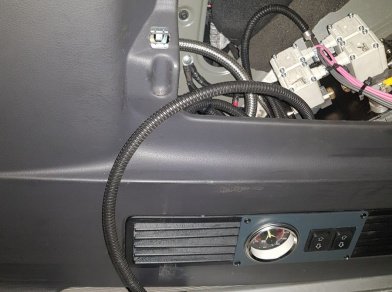 Рис. 5 Наши проекты: Пневмоподвеска на Volkswagen Multivan - Этапы установки