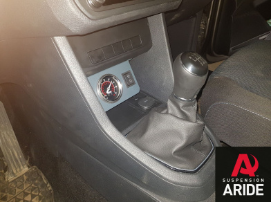 Рис. 4 Наши проекты: Пневмоподвеска на Volkswagen Caddy для комфорта - Этапы установки