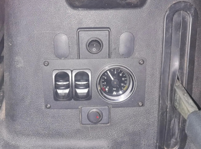 Рис. 6 Наши проекты: Установка пневмоподвески Уаз Профи односкат