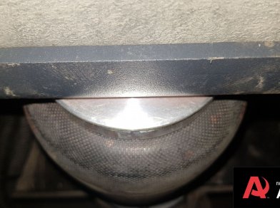 Рис. 5 Наши проекты: Пневмоподвеска на белый Chevrolet Express 1500