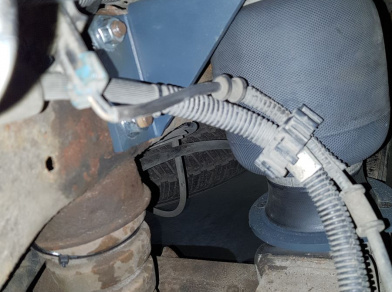 Рис. 6 Наши проекты: Пневмоподвеска на Chevrolet Express 1500 в СТО - Этапы установки