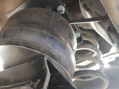 Рис. 9 Наши проекты: Установка пневмоподвески на Dodge RAM 1500