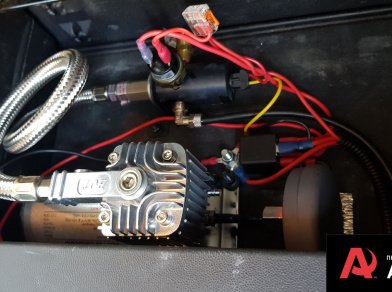 Рис. 3 Наши проекты: Пневмоподвеска на Dodge Ram 2500 для грузоперевозок - фото установки мастерами Aride