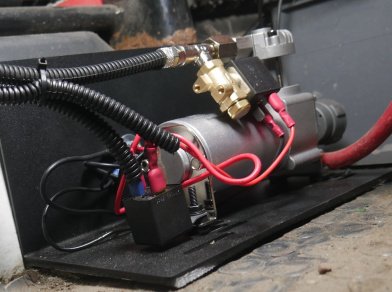 Рис. 7 Наши проекты: Установка пневмоподвески на пассажирский Fiat Ducato