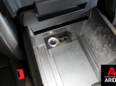 Рис. 11 Наши проекты: Задние пневмоподушки на Форд Раптор Ф150 - установка