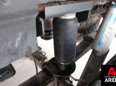 Рис. 5 Наши проекты: Задние пневмоподушки на Форд Раптор Ф150 - установка