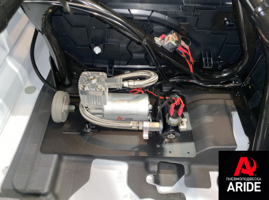 Рис. 4 Наши проекты: Установка вспомогательных пневмоподушек на Ford Transit