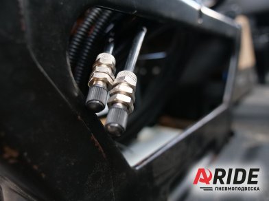 Рис. 6 Наши проекты: Пневмоподвеска на автодом Форд Транзит