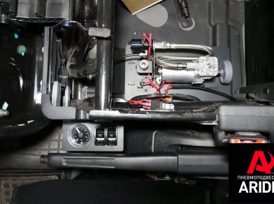 Рис. 4 Наши проекты: Пневмоподвеска Ford Transit RWD ЦМФ