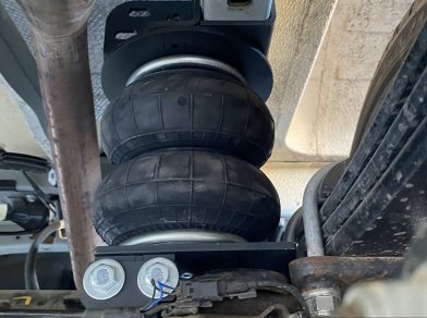 Рис. 8 Наши проекты: Установка вспомогательной пневмоподвески на заднюю ось Ford Transit