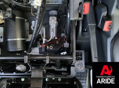 Рис. 7 Наши проекты: Установка вспомогательной пневмоподвески на заднюю ось Ford Transit