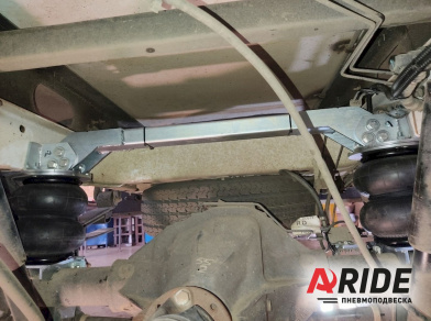 Рис. 2 Наши проекты: Установка пневматических подушек на Ford Transit