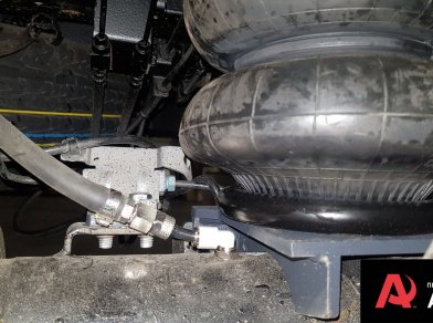 Рис. 7 Наши проекты: Пневмоподвеска на промтоварный фургон Ford Transit