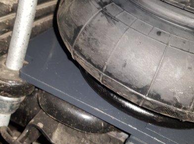 Рис. 12 Наши проекты: Пневмоподвеска на промтоварный фургон Ford Transit