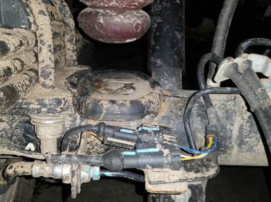 Рис. 8 Наши проекты: Установка пневмоподвески на заднюю ось Ford Transit