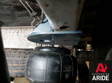 Рис. 2 Наши проекты: Установка пневмоподвески на заднюю ось Ford Transit