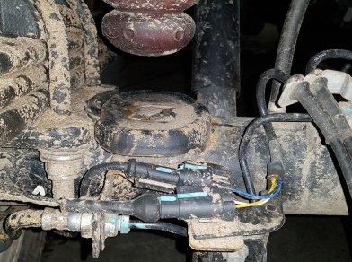 Рис. 8 Наши проекты: Установка пневмоподвески на заднюю ось Ford Transit