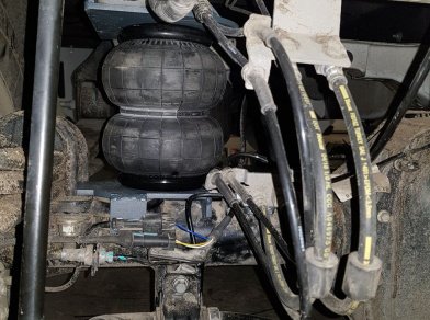 Рис. 4 Наши проекты: Установка пневмоподвески на заднюю ось Ford Transit